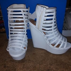 Wedge heels